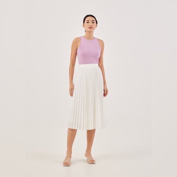 NWT Love Bonito Elinie Pleated Midi Skirt - Picture 3 of 8